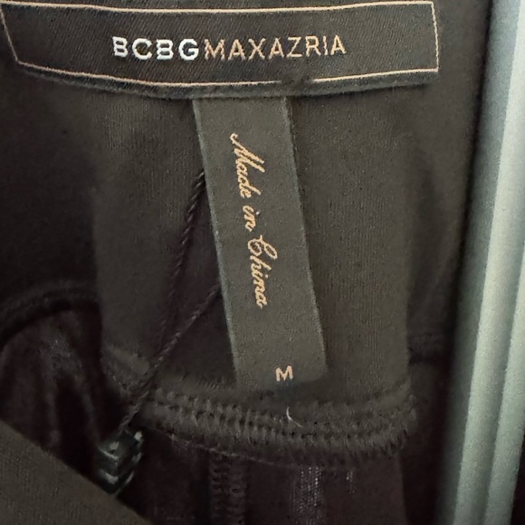 BCBGMaxAzria Black Sleeveless Ruched top NWOT - Picture 2 of 8